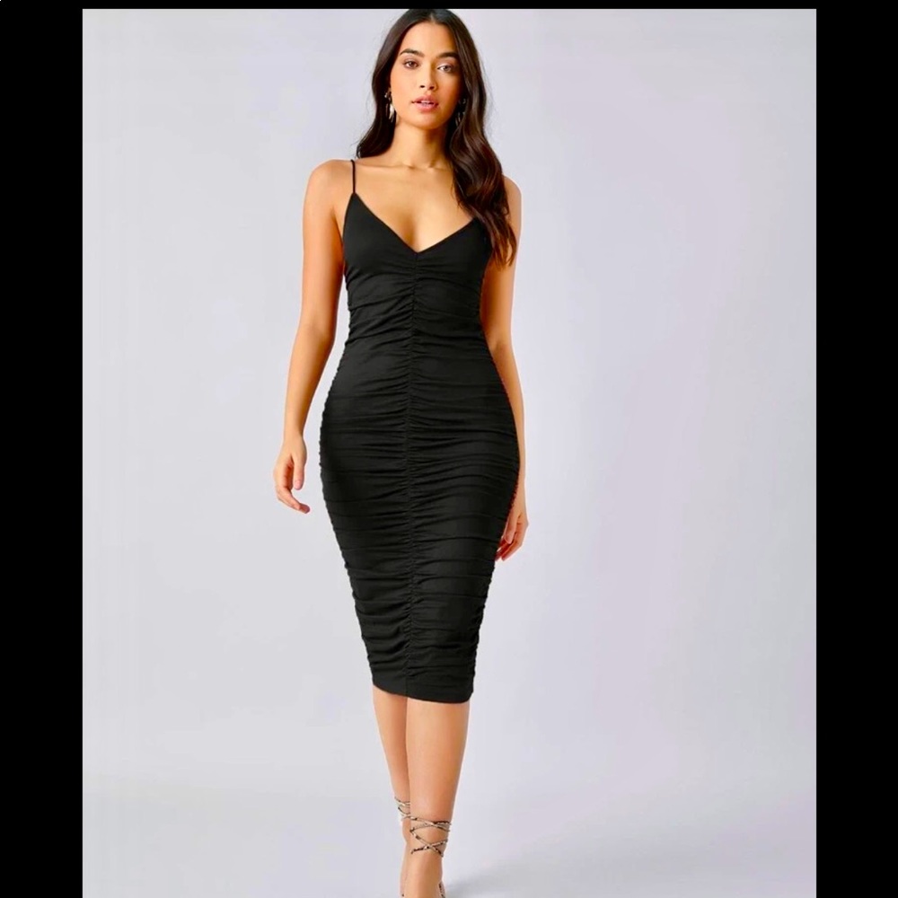🖤SHEIN Black Ruched Midi Dress